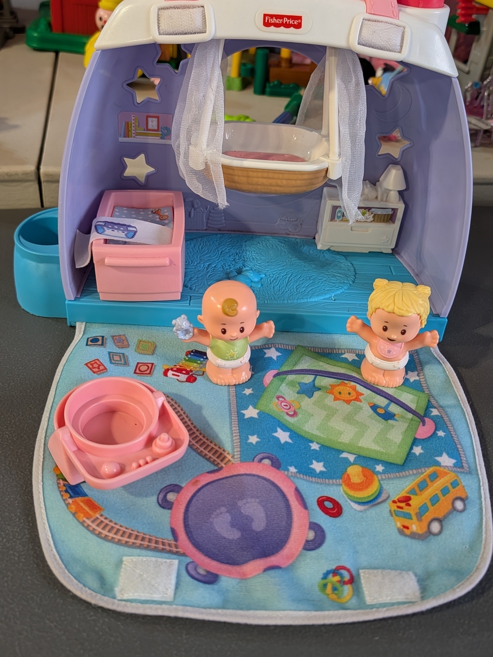 Fisher-Price Little People Cuddle And Play Baby Nursery Playset with Blue Mat